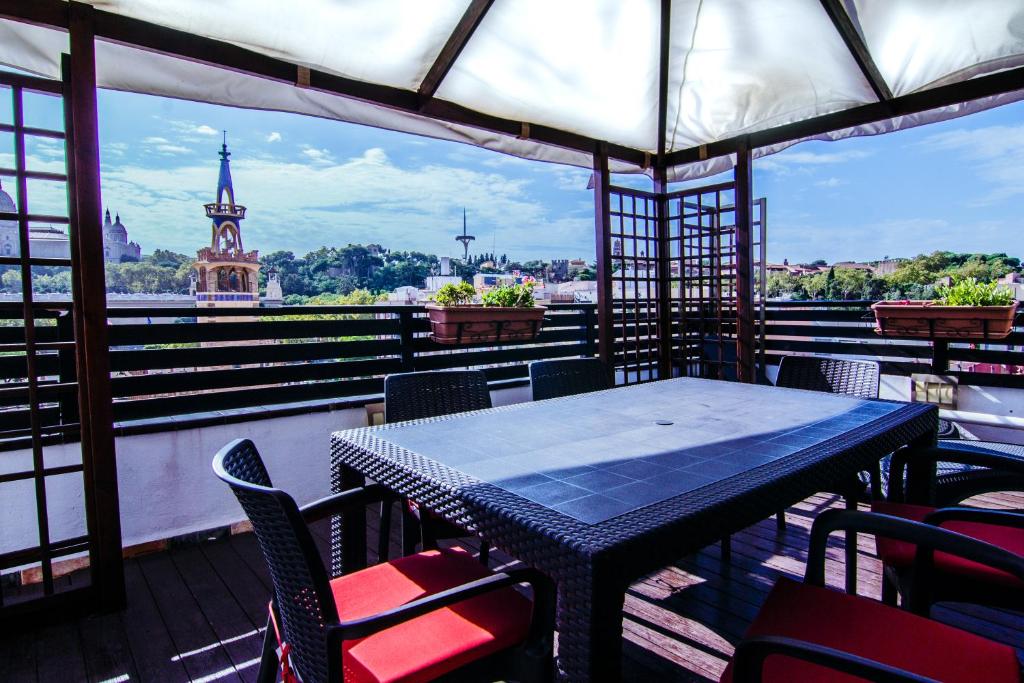 Fotografia z galérie ubytovania Unique Cozy Scenic Penthouse v destinácii Barcelona