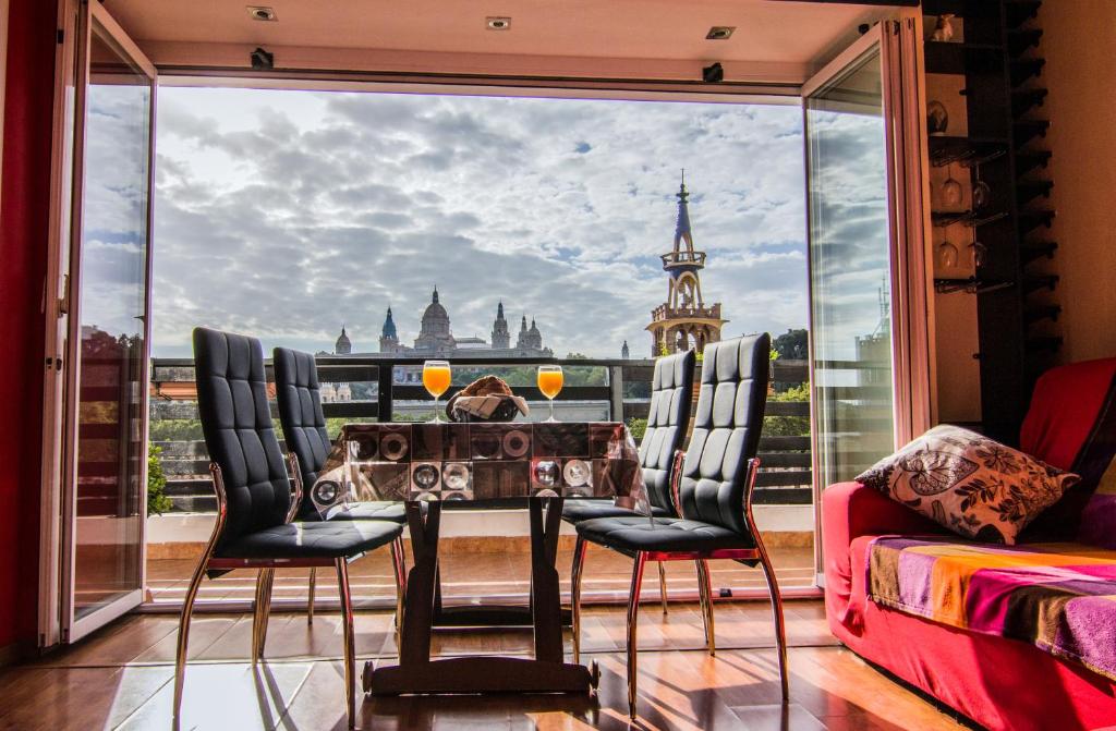 View of 20 Luxurious Penthouse Apartment Aesthetic Ideas