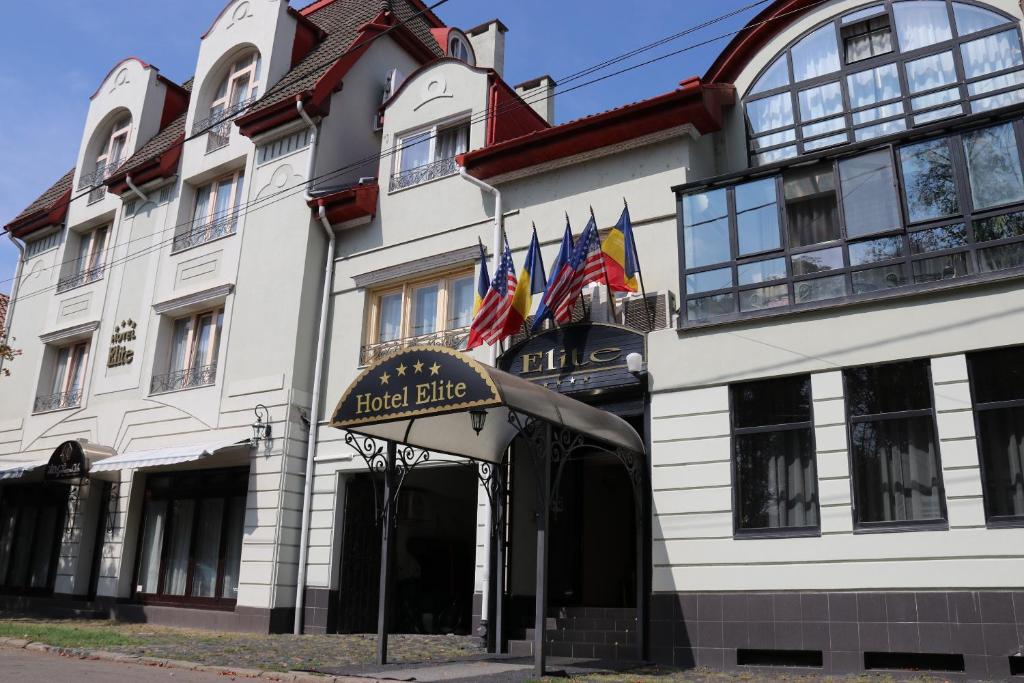 Budova, kde se hotel nachází