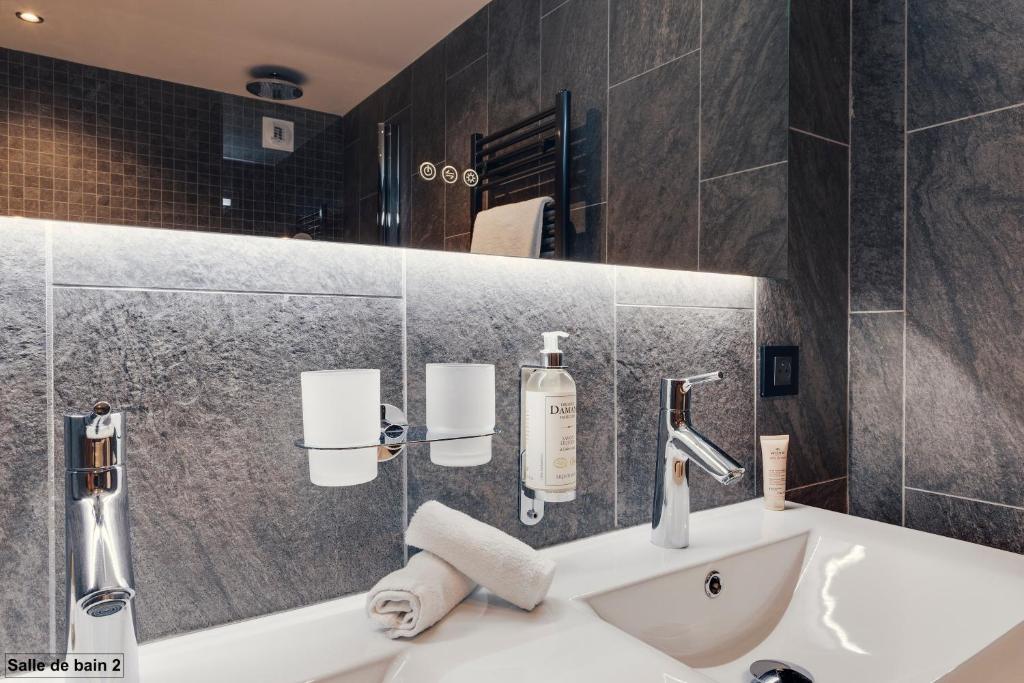 Hôtel Avancher – photo 12