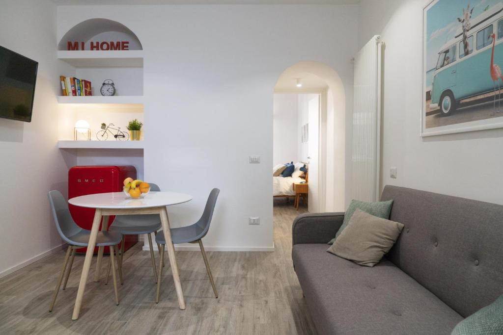 Posedenie v ubytovaní MI HOME NAVIGLI