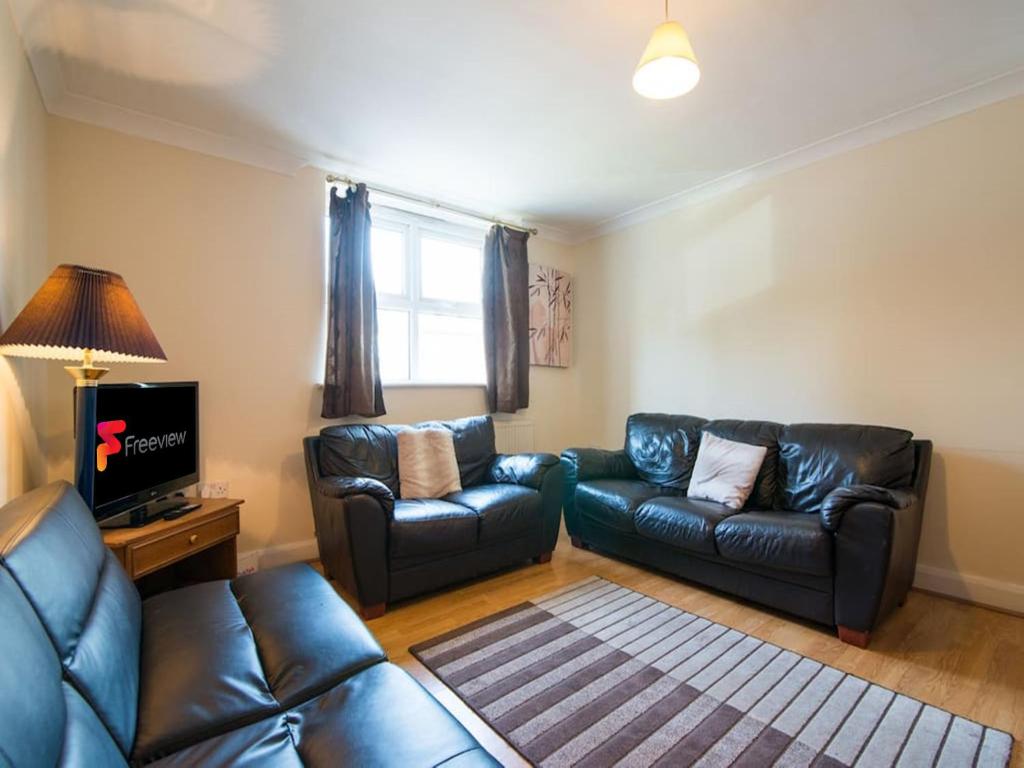 Long Stay Reduced Rates 3P - Two-Bedroom Apartment