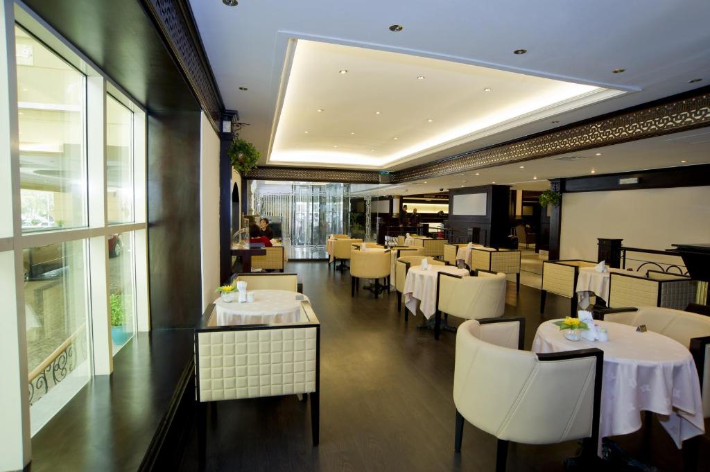 Restaurace v ubytování Carlton Tower Hotel