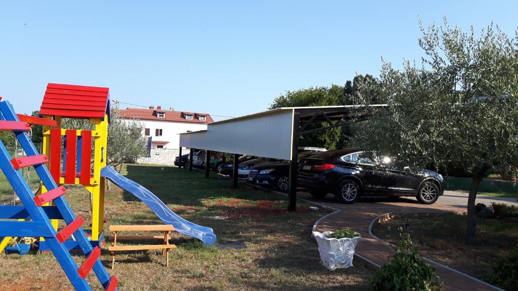 Herní místnost nebo prostor pro děti v ubytování Apartments Villa Adamović