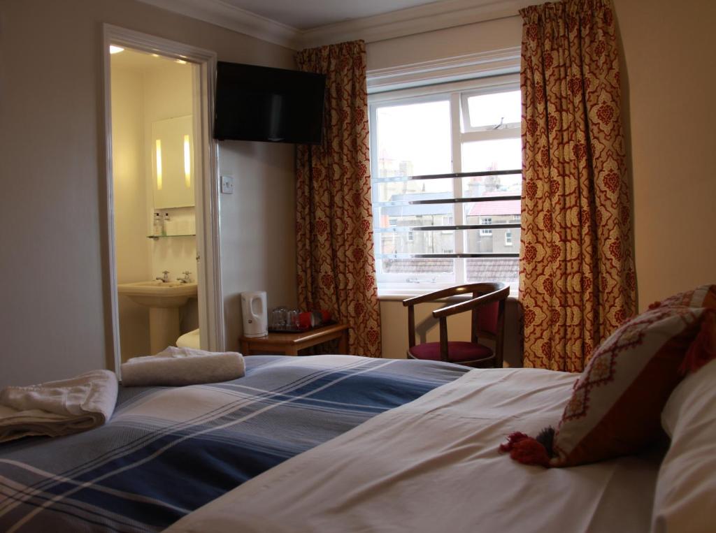 Ambassador Hotel - Resim 33