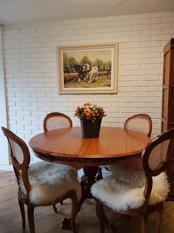 LOCAR-IN GRAMADO Solar das Hortênsias  LOCAR-IN GRAMADO Solar das Hortênsias