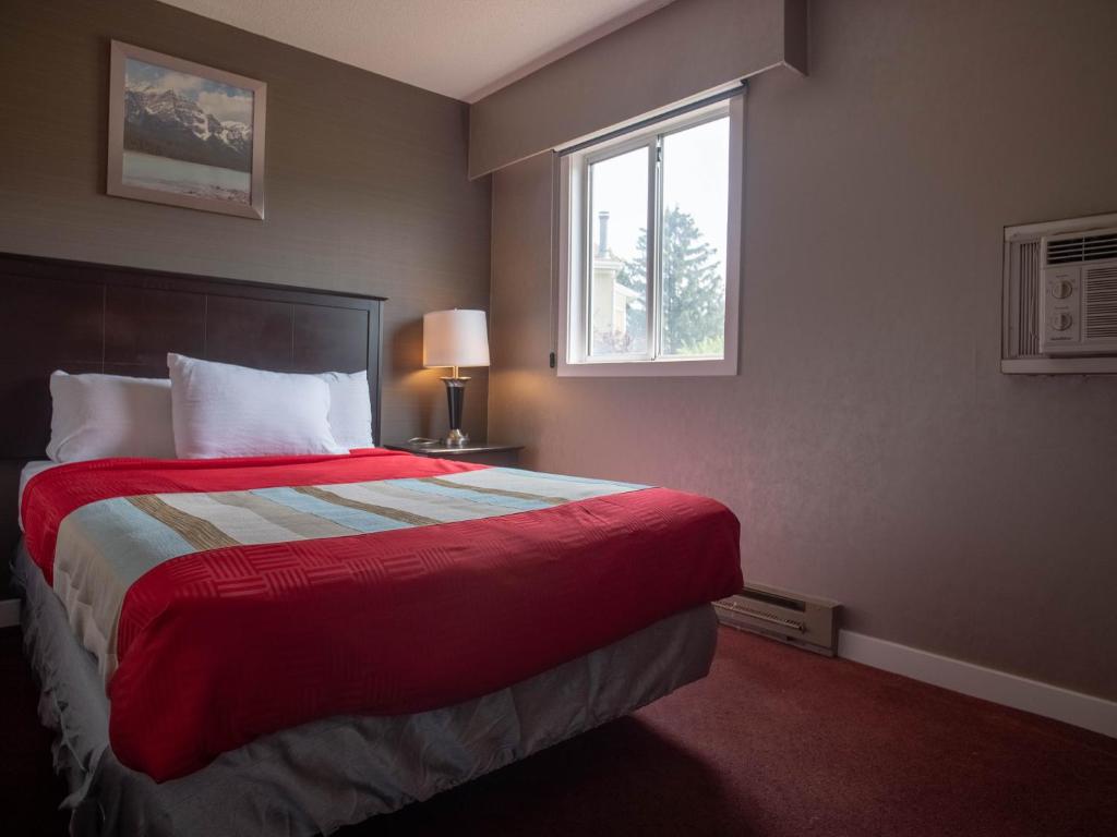 Best Budget Inn & Suites Kamloops - Resim 35