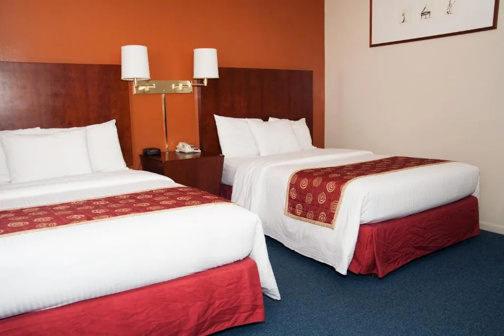 Red Carpet Inn and Suites Plymouth, Plymouth, United States