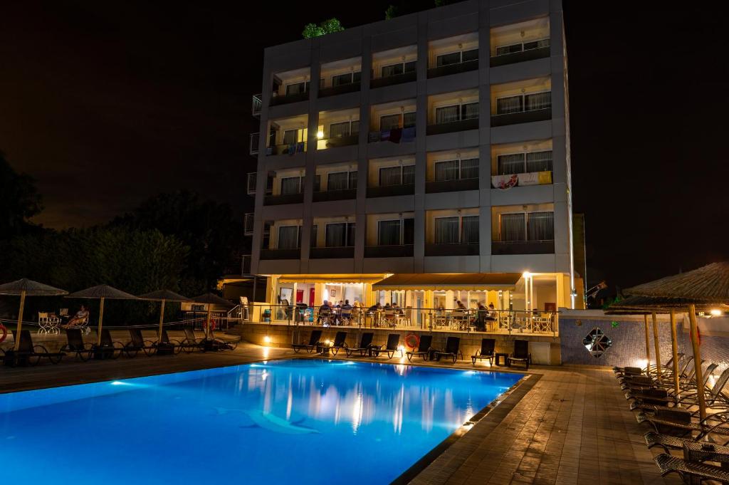 Basen w obiekcie Dolphin Resort & Conference lub w pobliżu