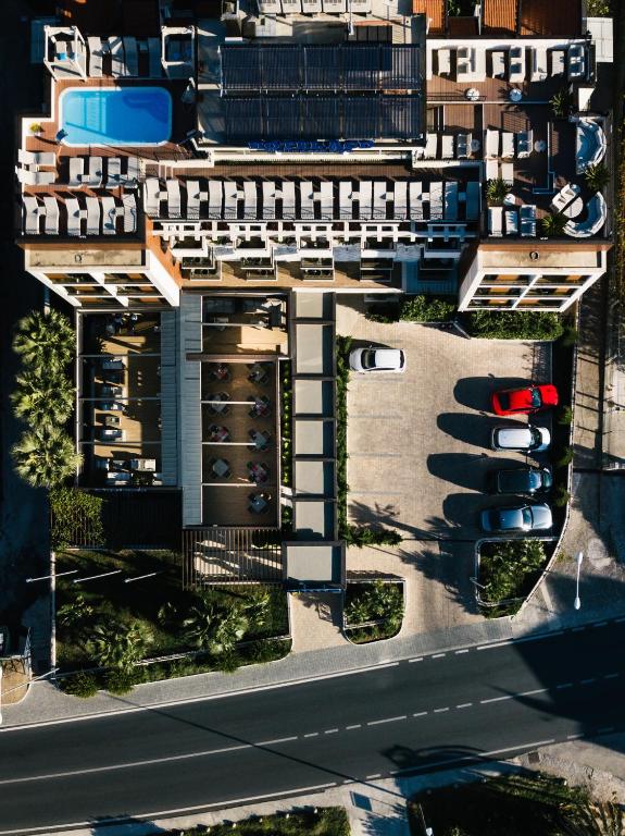 Budova, kde se hotel nachází