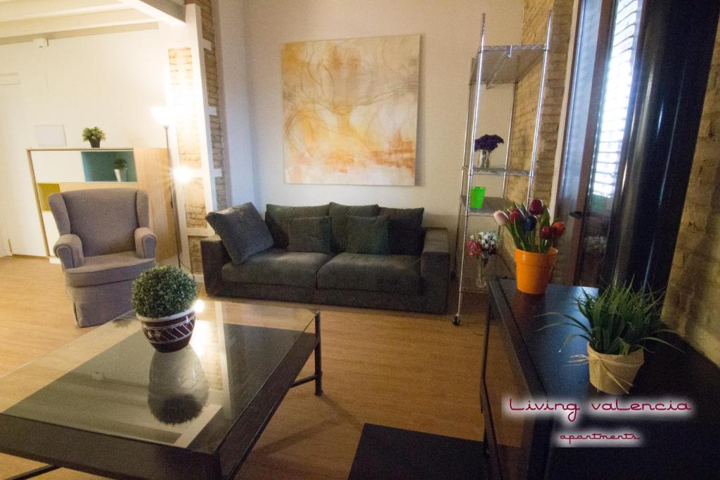 Apartment Playa Valencia - Malvarrosa Beach, Spain - Booking.com