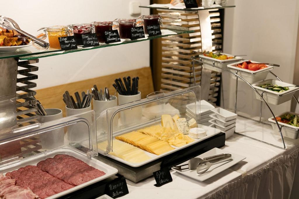 Pytloun Self Check-in Hotel Liberec - Resim 16