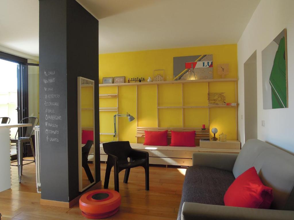 A seating area at Roof terrace flat