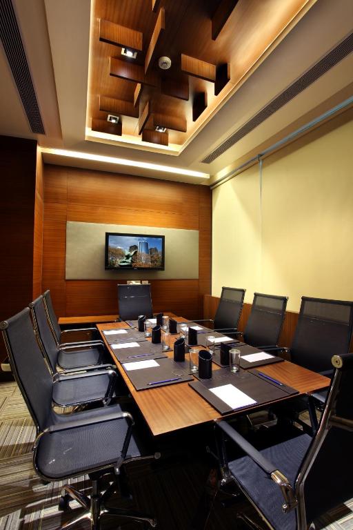 Konferenční prostory v ubytování Mahagun Sarovar Portico Suites