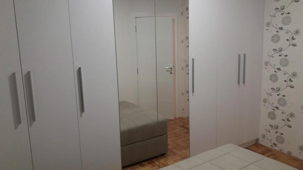 Stojanovic R apartman - 豪华公寓