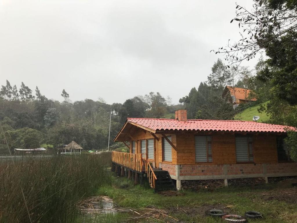 Hermosa Cabaña en La Cocha-Finca INDIANA - Three-Bedroom Townhouse