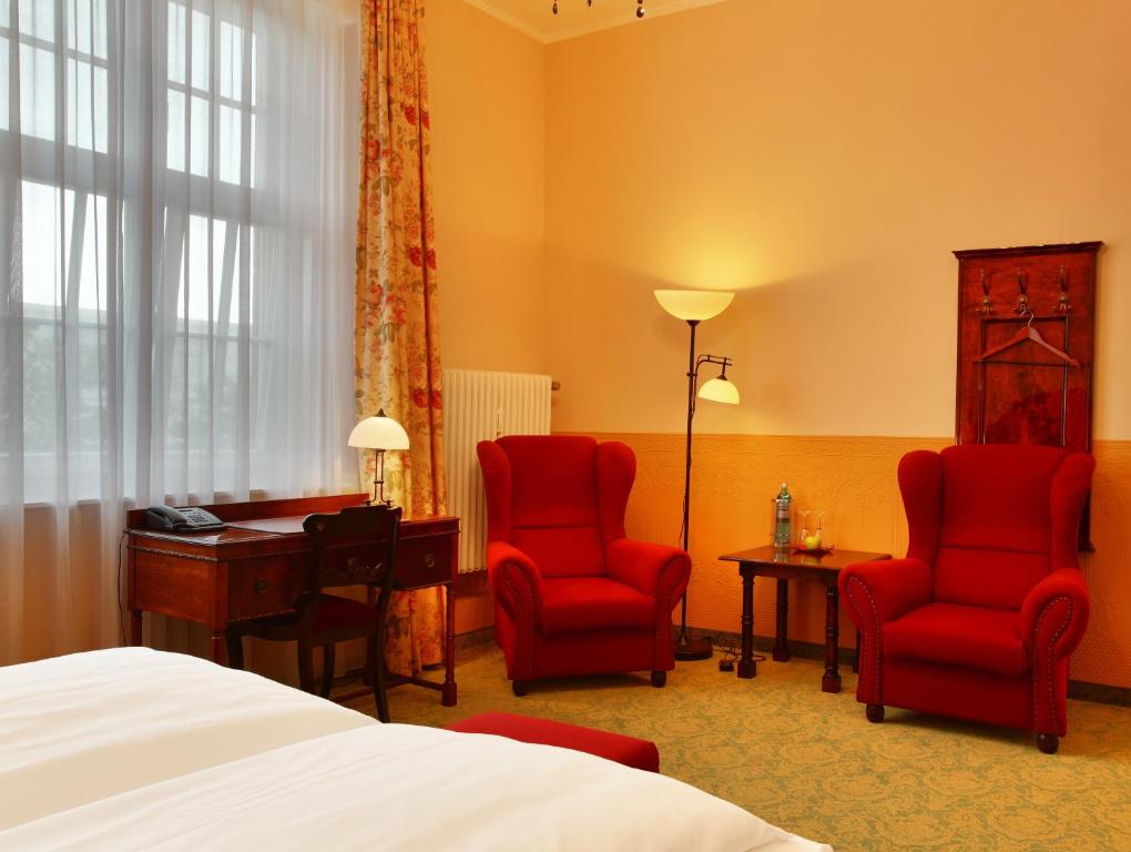 Postel nebo postele na pokoji v ubytování Hotel Bellmoor im Dammtorpalais