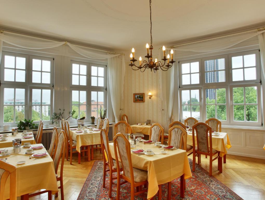Restaurace v ubytování Hotel Bellmoor im Dammtorpalais
