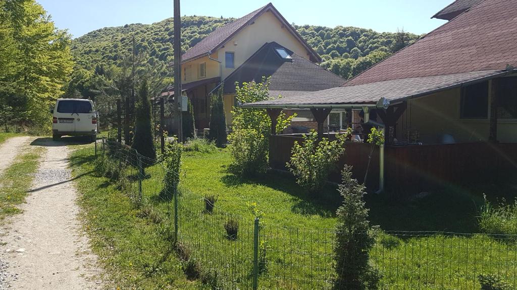 Casa Ada - Three-Bedroom House - Casa David