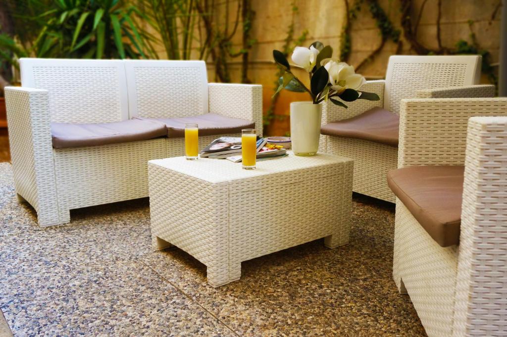 Marbela Apartments & Suites - Resim 37