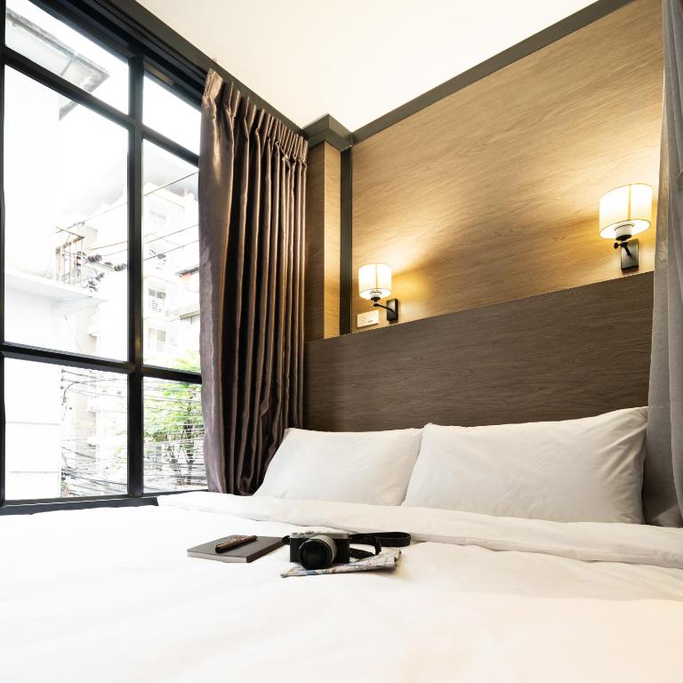 Warm Window Silom - Bed In 4-Bed Dormitory Room