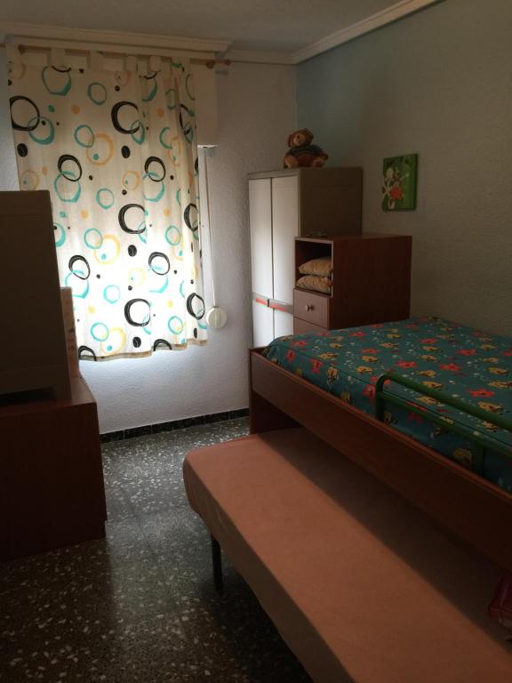 Posteľ alebo postele v izbe v ubytovaní SPLENDIDE F4 ALICANTE Santa Pola