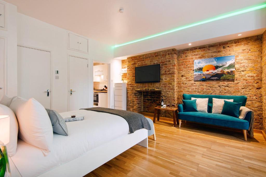The Lovely Longridge Road Apartment
