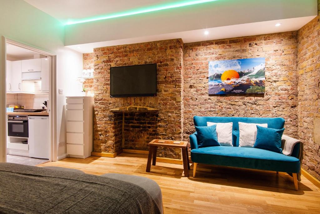 The Lovely Longridge Road Apartment