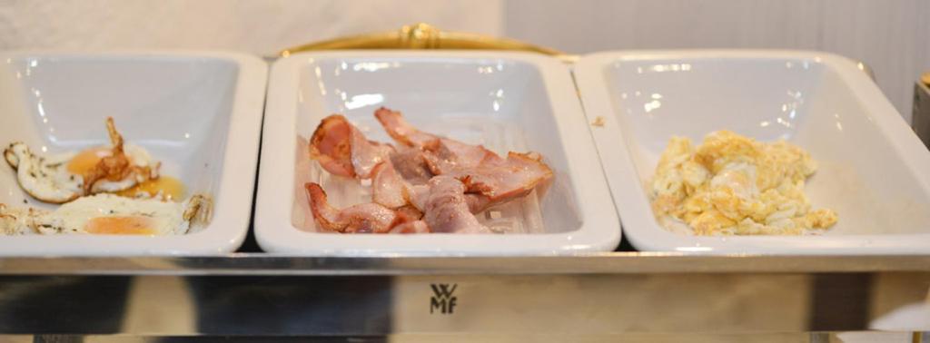 Cibo presso l'hotel o nelle vicinanze