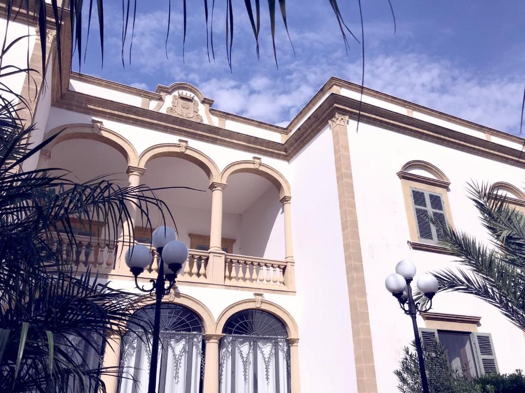 The building in which Az apartmant is located