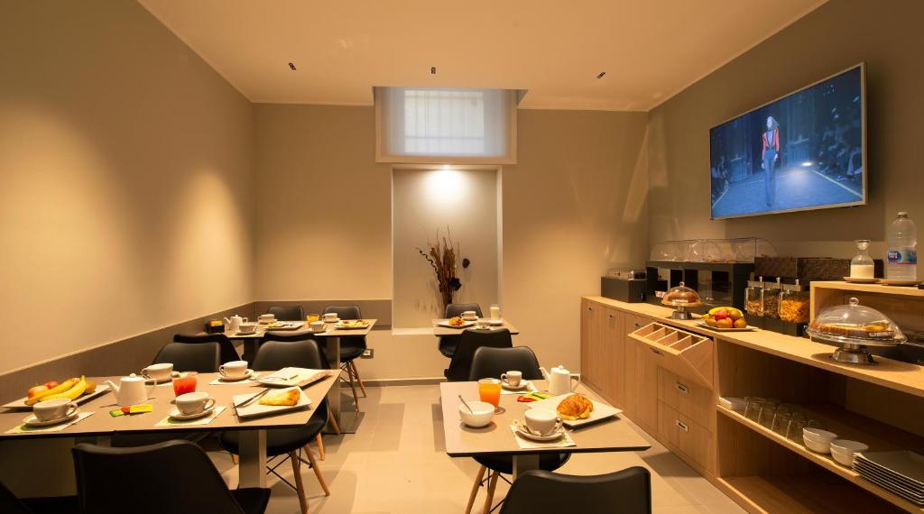 Hotel H21 - Resim 17