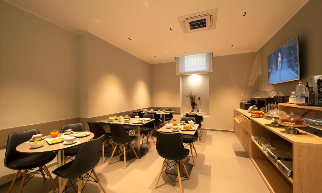 Hotel H21 - Resim 16