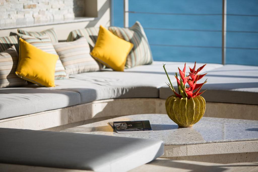 Posezení v ubytování Moonstone - Samui's Premier Private Villa