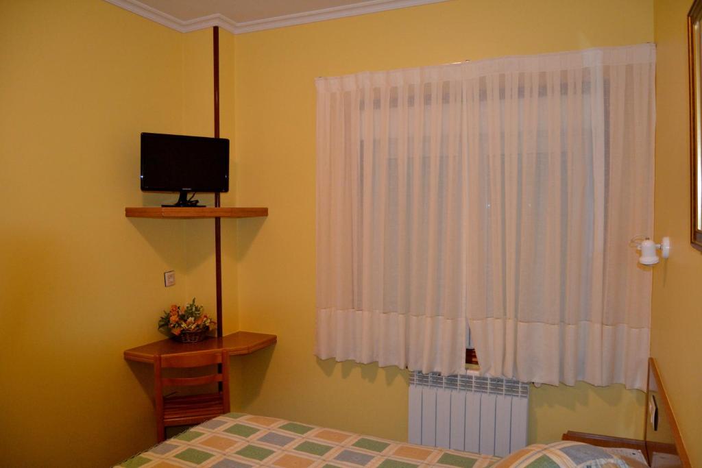 Hostal Residencia Bahía - Double Or Twin Room