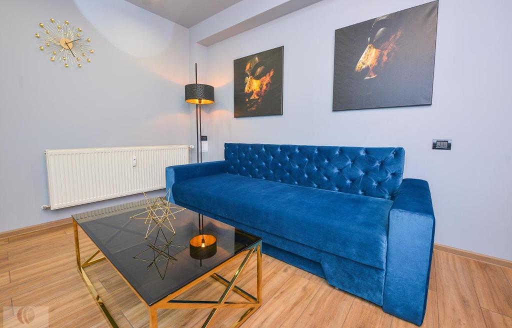 One by One - by Grand Accommodation - 