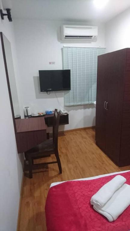 TV a/nebo společenská místnost v ubytování Hotel Mill Road