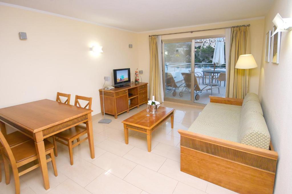 Apartamentos Balansat, Puerto de San Miguel – Updated 2022 Prices