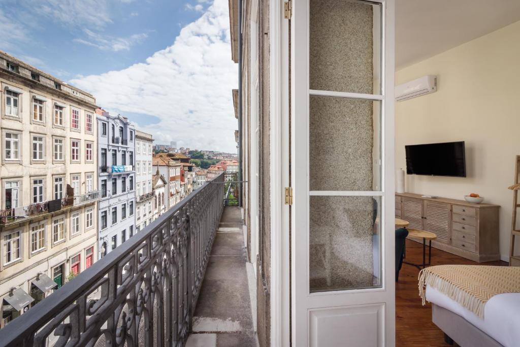 FAISAMA • Porto Apartments - Studio Apartment