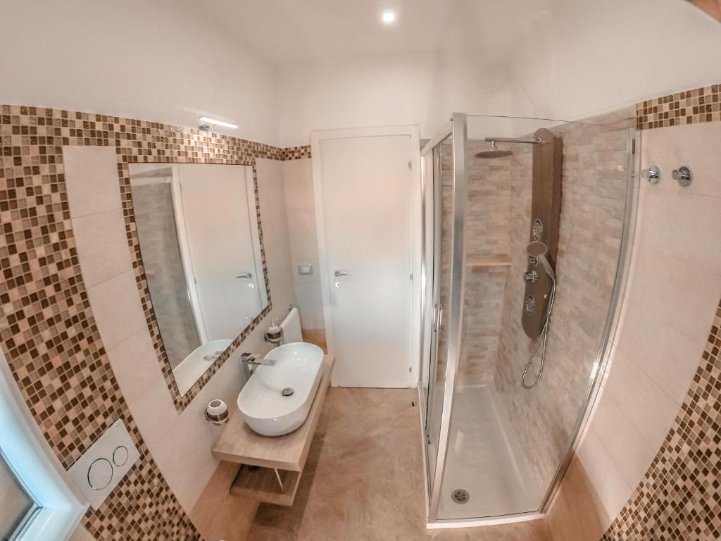 A bathroom at La Fiaba Roma Apartment