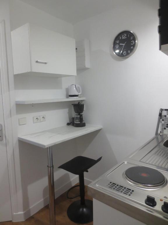 Appartements et studios meublés au centre ville d'Ouzouer Sur Loire - Studio