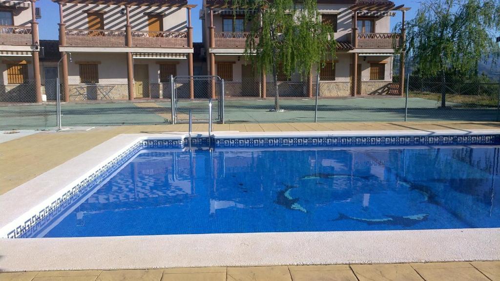 Bazén v ubytovaní Apartamentos Las Colinas alebo v jeho blízkosti