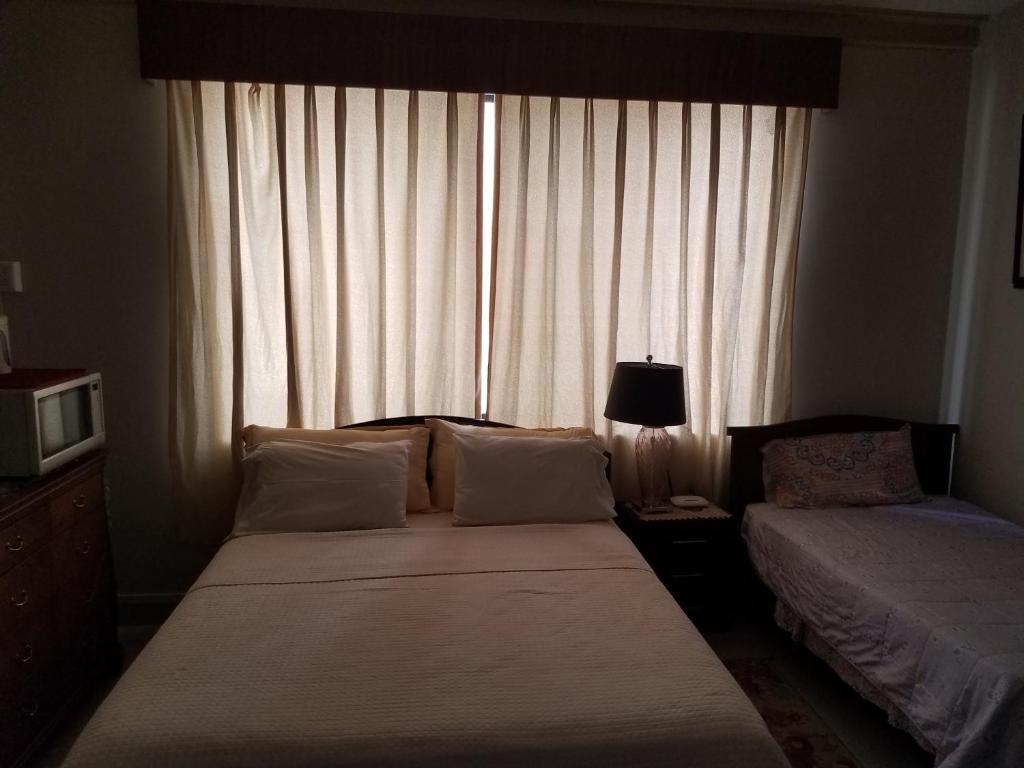 Casa Serena - Standard Triple Room