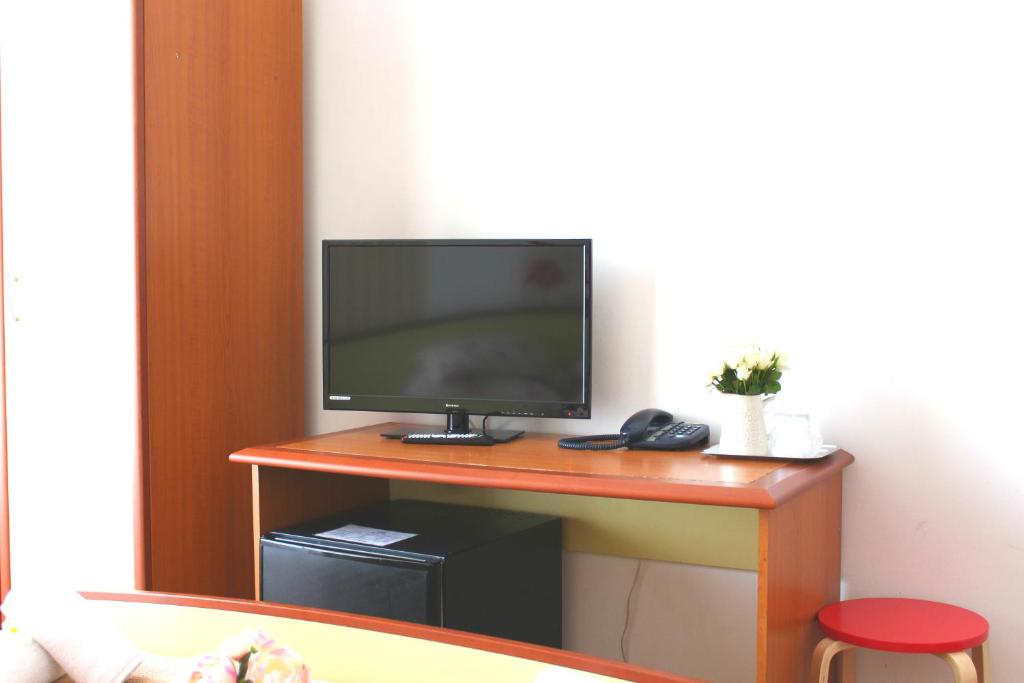 TV a/nebo společenská místnost v ubytování Vila Meteor