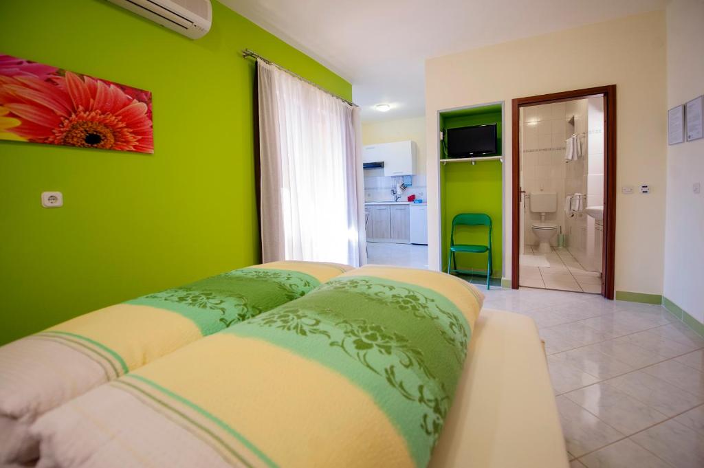 Apartments Erik B&B Adults only - 19