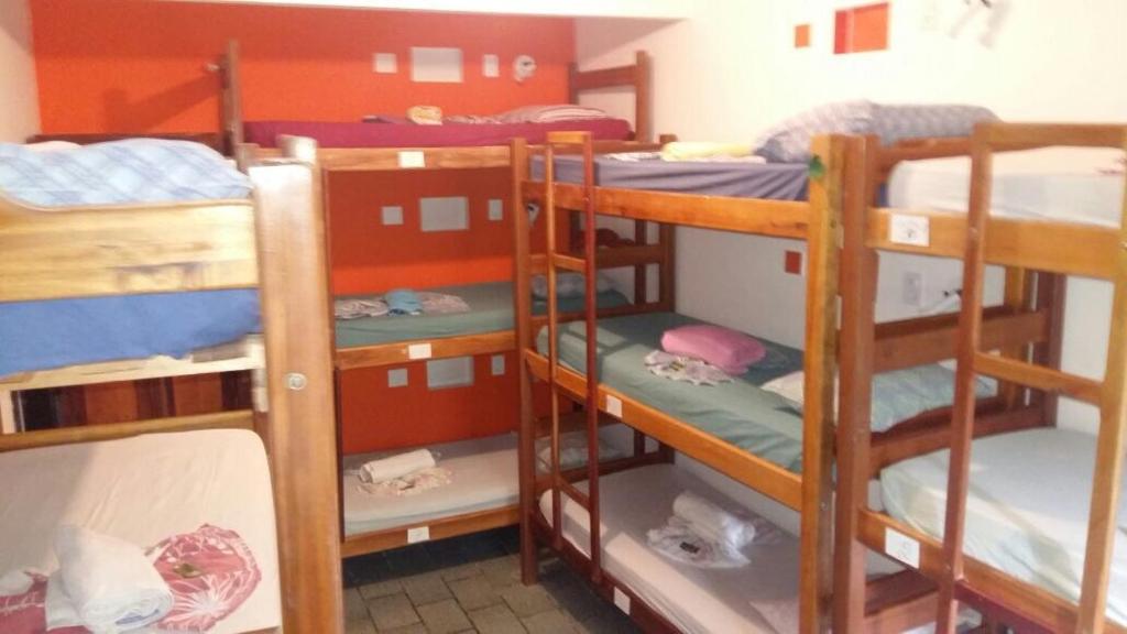  Papagaio Hostel & Pousada
