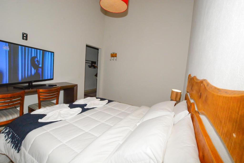  Maison Bleue Suites