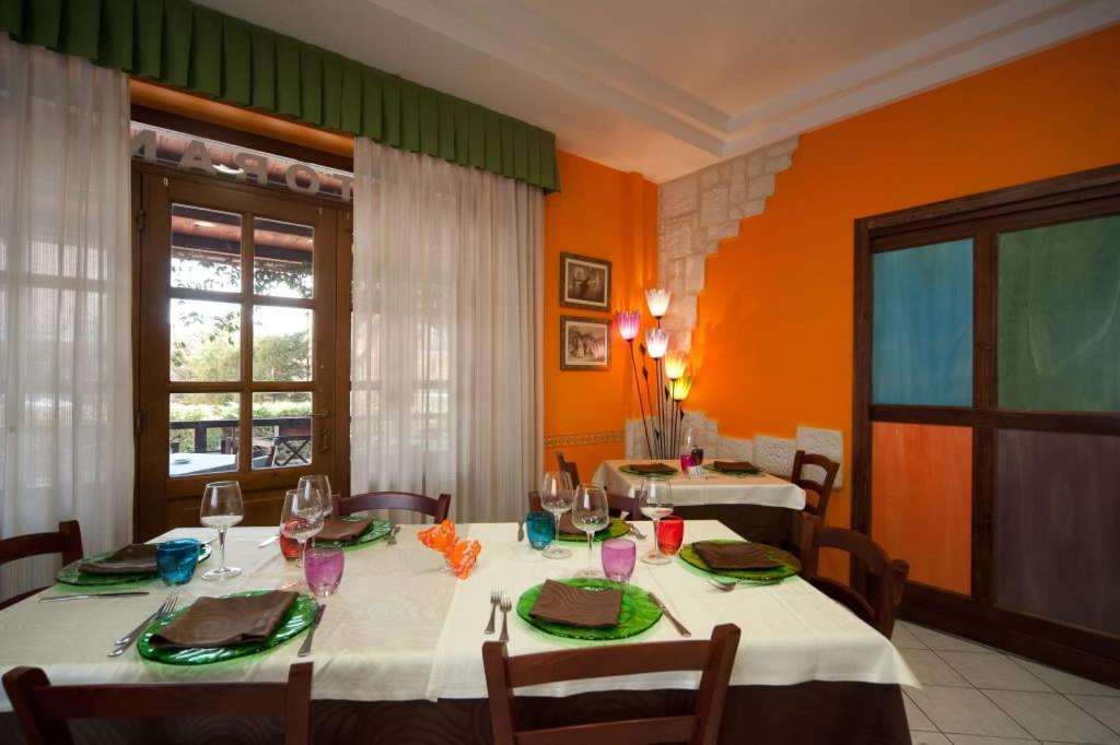 Nápoje v ubytování Hotel Cascia Ristorante