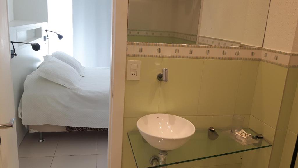  CONDOMINIO GERIBA APART HOTEL APTO 116