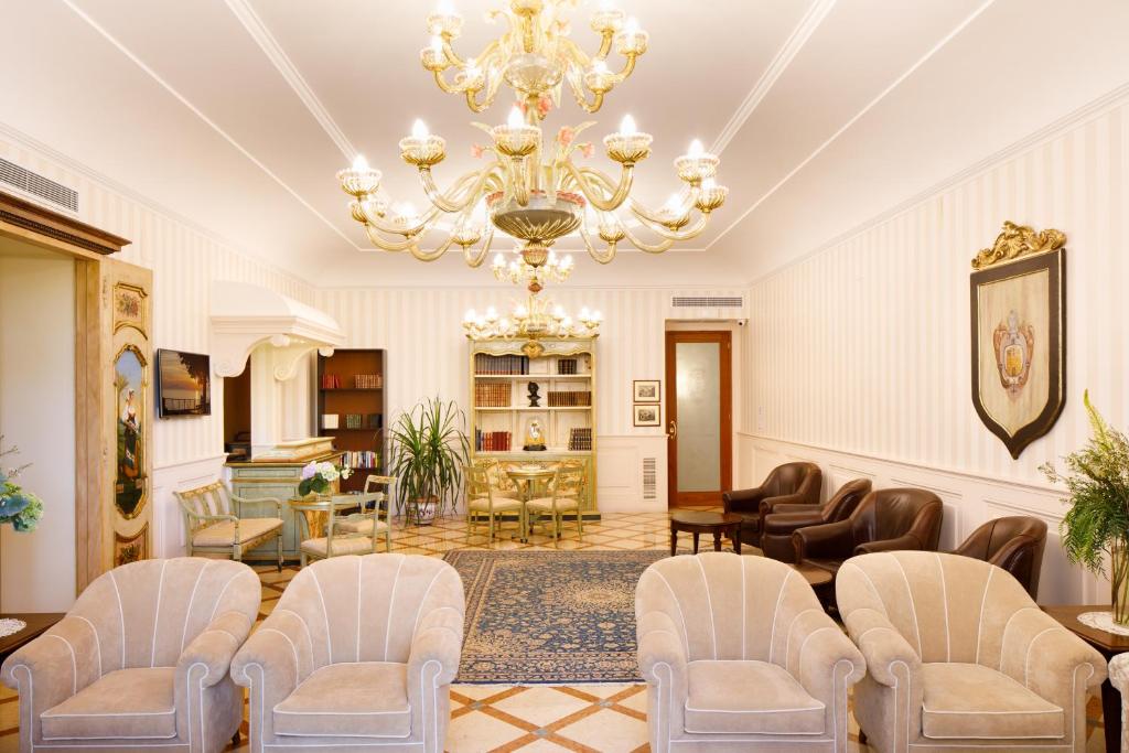 Posezení v ubytování Hotel Palazzo Guardati