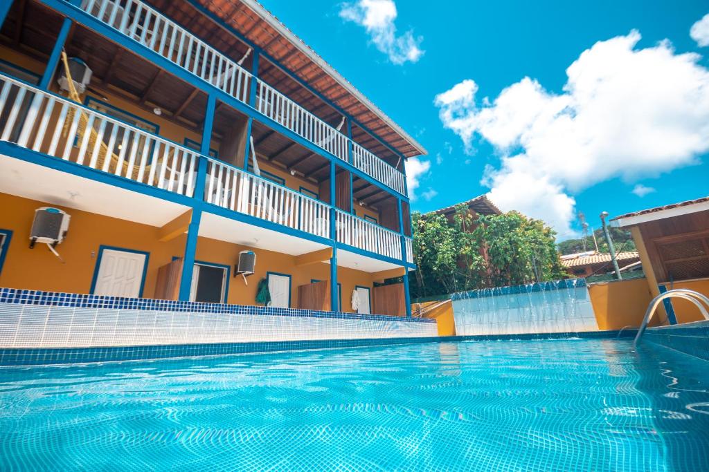 A piscina localizada em Brisa do Caitá Praia Hotel ou nos arredores